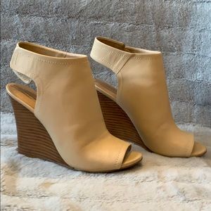 ALDO nude heels size 7
